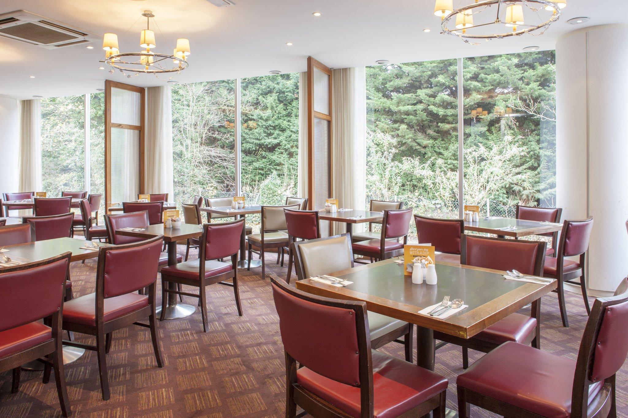Holiday Inn London-Shepperton By Ihg Eksteriør billede